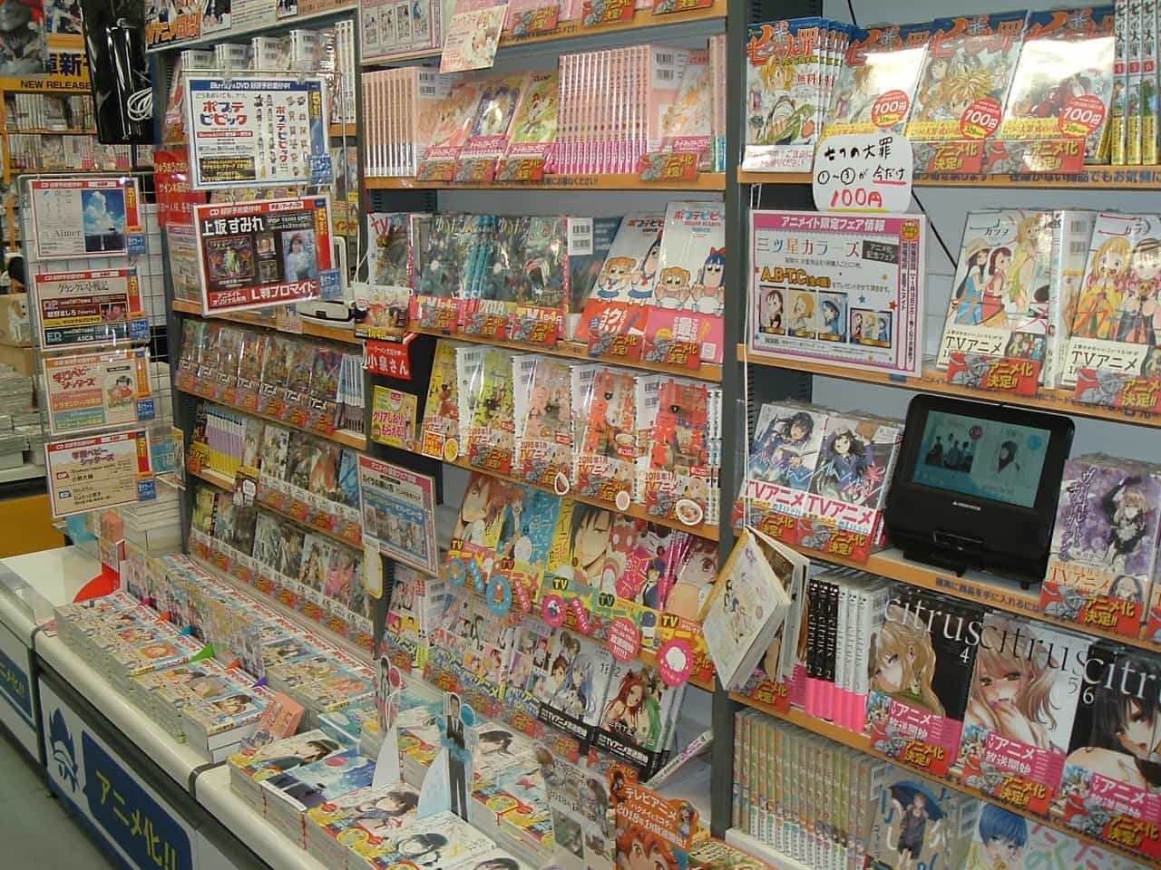 18年冬アニメ書籍コーナーができました アニメイト福井