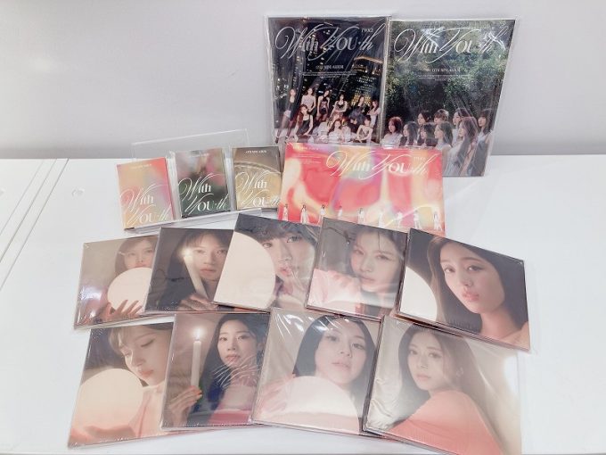 TWICE 13th Mini Album『With YOU-th』入荷しました！